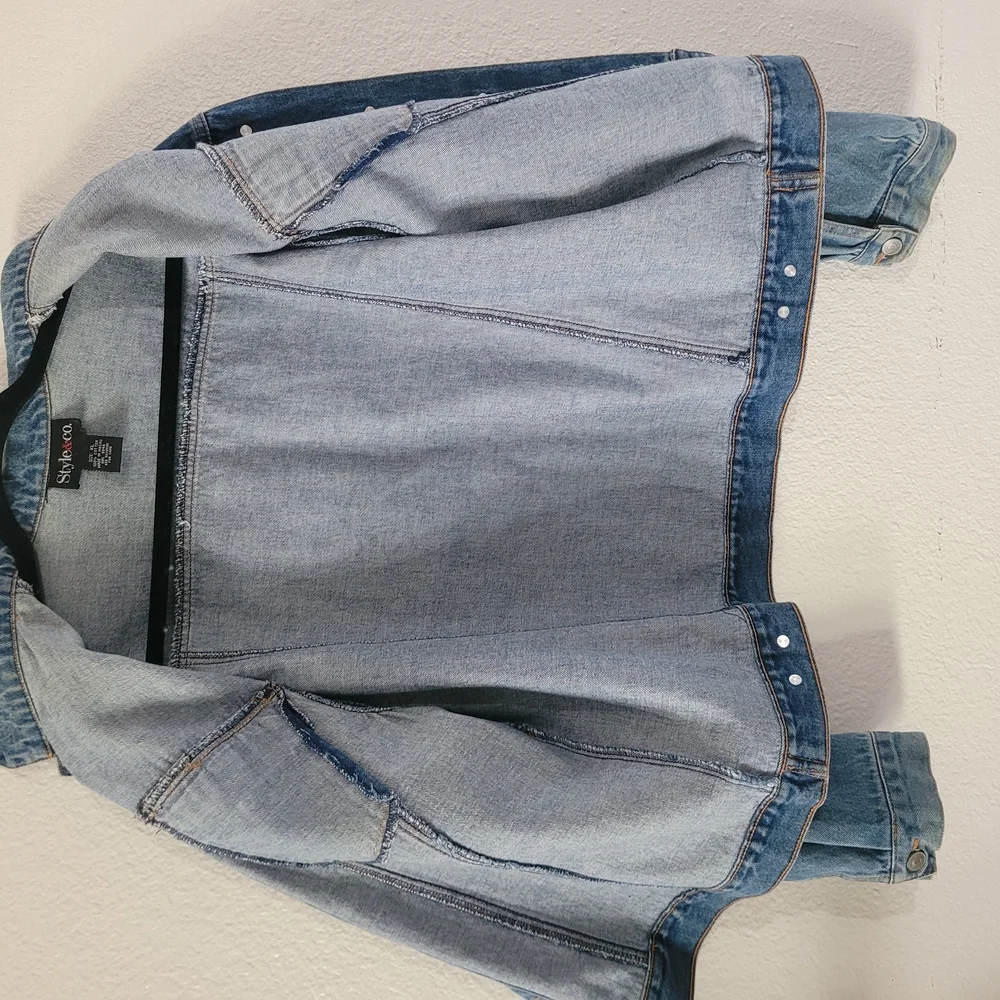 STYLE & CO Denim‎ Jacket Size XL - Picture 3 of 7